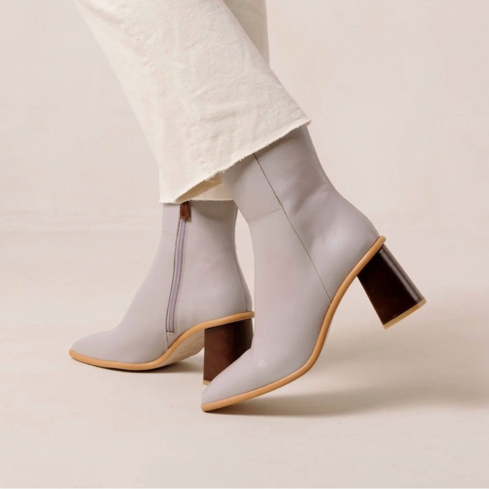 West Vintage Mauve Leather Ankle Boots